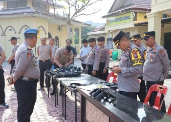 Kapolres Tanjungbalai Cek Senpi Personel