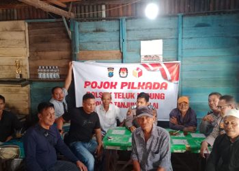 Pojok Pilkada Polsek Teluk Nibung Edukasi Warga Tetap Menjaga Kamtibmas