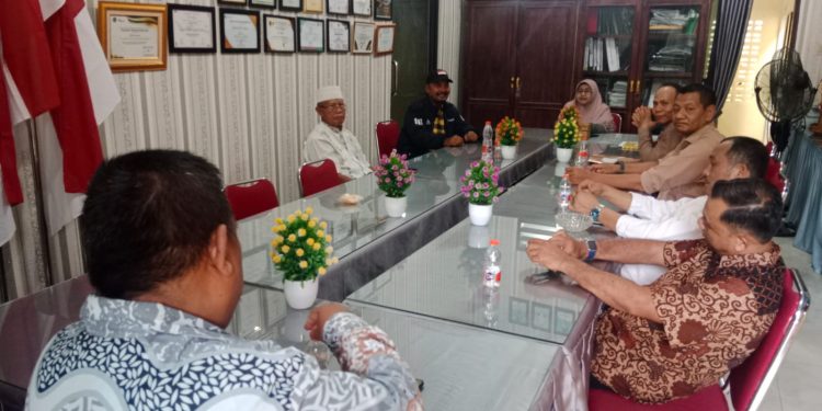 Kepsek MAN 1 Asahan Bantah Pecat Ketua Komite.