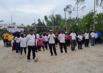 Sekcam Meranti Buka Turnamen Voly Antar Dusun se Desa Serdang