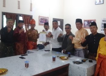 Kunjungi Forkala, Cakra Bhakti Serahkan SK Pengangkatan Dirinya jadi Ketua Mabmi Asahan