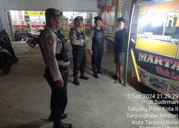 Personel Sat Samapta Polres Tanjungbalai Gelar Patroli Dialogis