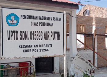 Proyek Pembangunan Paving Block di SDN 015893 Air Putih Asahan Dipertanyakan