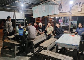 Personel Polsek Datuk Bandar Timur Patroli Dialogis dan Sapa Warga