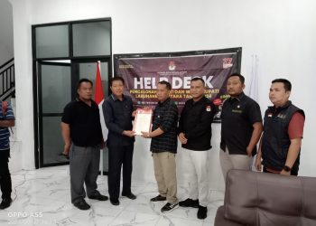 KPU Labura Terima Kembali Dokumen Rijal-Darno