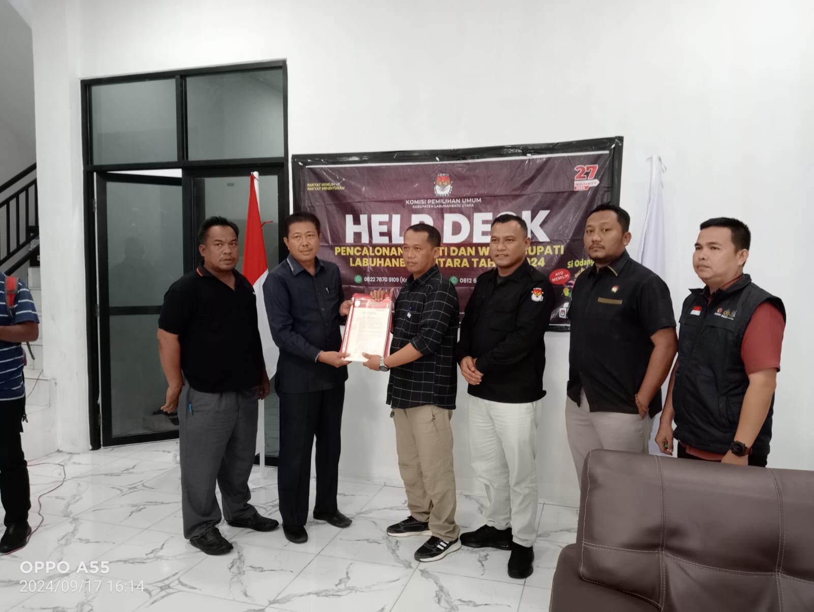 KPU Labura Terima Kembali Dokumen Rijal-Darno