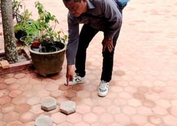Paving Block SDN 010076 Pondok Bungur Diduga Dibangun Tak Sesuai RAB
