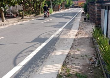 Pengerjaan Hotmix dan Beram di Meranti diduga Asal Jadi