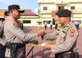 Polres Tanjungbalai Berikan Penghargaan ke Personil