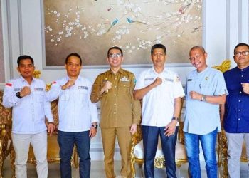 Tim Bawaslu Labuhanbatu saat bertemu dengan Pjs Bupati Labuhanbatu.