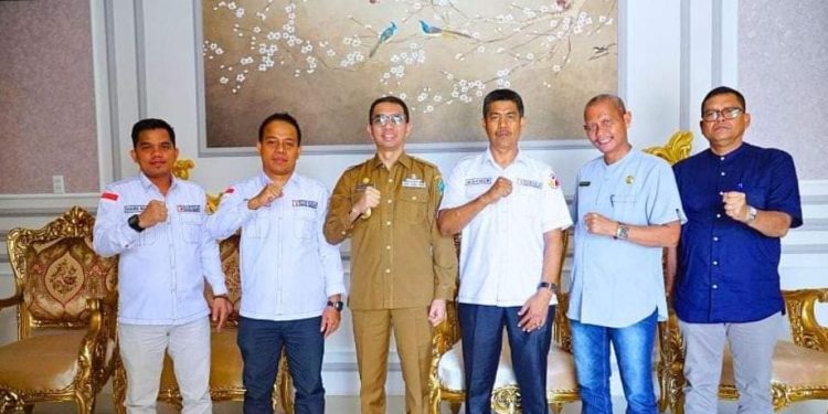 Tim Bawaslu Labuhanbatu saat bertemu dengan Pjs Bupati Labuhanbatu.