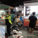 Personel Satlantas Polres Tanjungbalai Sambangi Pedagang Jajanan Malam