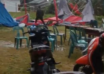 Dua Tenda TPS di Kecamatan Meranti Ambruk ‘Diterjang’ Angin