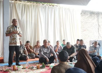 DLH Asahan Terima Bantuan Pakaian dan Perlengkapan Kerja THL