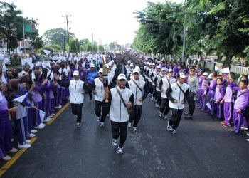 Masyarakat Antusias Sambut Kirab  Obor Api PON XXI Aceh-Sumut 2024