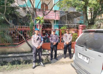 Personel Polres Tanjungbalai Lakukan Pengamanan di Gereja