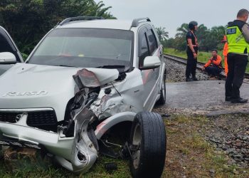 Lakalantas di Asahan, Mobil Toyota Ditabrak Kereta Api