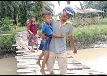 Bupati Asahan, Tolong Perbaiki Jembatan Penyeberangan di Meranti