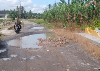 Tolong Perbaiki Jalan ke SDN 014691 Serdang Meranti