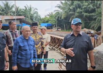 Bupati Batubara Terpilih Tinjau Pembangunan Jembatan Penghubung Antar Kabupaten