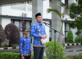 Wakil Bupati Labura, H. Samsul Tanjung, memberikan kata arahan saat Hari Kesadaran Nasional, Jumat (17/1/2025)