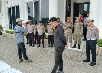 Massa GEMAKO Gelar Aksi Tuntut Manajer PT Bridgeston Aek Tarum Dicopot
