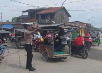 Personel Polres Tanjungbalai Urai Kemacetan Arus Lalu Lintas