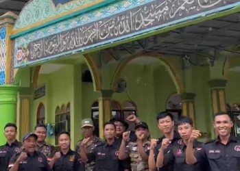 PAC GRIB Jaya Bantu Pane Bagi Takjil untuk Masyarakat