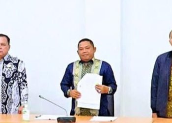 Wakil Bupati Labuhanbatu H Jamri, ST (tengah).