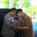 Bupati Labura, Hendriyanto Sitorus, menyambut Kapolres Labuhanbatu, AKBP Choky Sentosa Meliala, Kamis (17/4/2025).