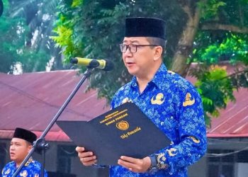 Asisten II Drs Ikramsyah Putra