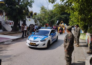 Personel Polres Tanjungbalai Kawal Pawai Kebudayaan