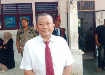 Kepala Sekolah Menengah Pertama Negeri 5 Kisaran, Sabam Nainggolan, S. Pd