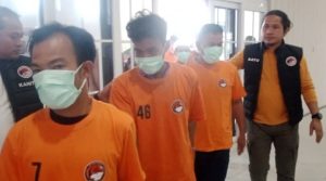 Ketiga tersangka kurir sabu 20 kg saat di Polres Asahan.