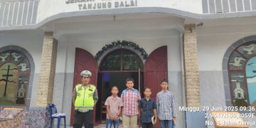 Pastikan Ibadah Minggu Lancar, Sat Lantas Polres Tanjungbalai Siaga di Gereja