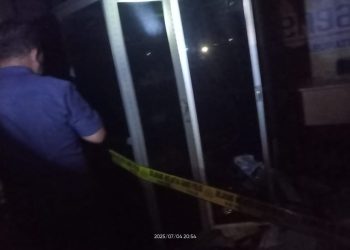 Kantor Bawaslu Labura "Dilalap si Jago Merah"