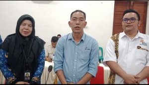 Disnaker Asahan Serahkan Pemghargaan LKS Bipartit ke PT BSP
