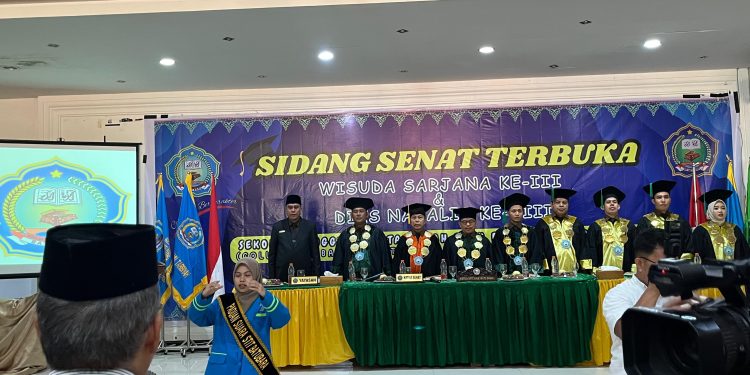 Kalapas Labuhan Ruku Hadiri Wisuda STIT di Gedung Singapore Land