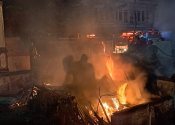 Rumah Milik Kepling di Tebing Tinggi  Terbakar