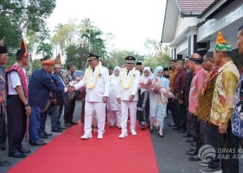Iringan Marhaban Sambut Kedatangan Bupati dan Wakil Bupati Asahan