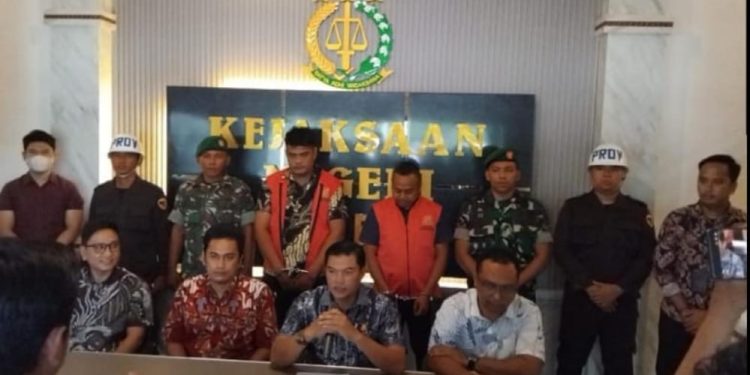 Mantan Kadis dan Bendahara Perkim Batubara di Tahan Kejaksaan