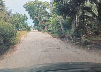 Jalan Menuju Acara Festipal Seni Qasidah Asahan Rusak Parah