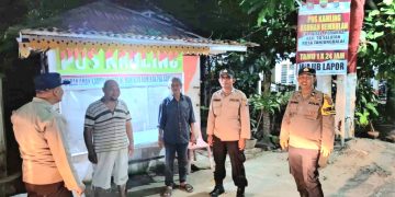 Pastikan Warga Aman, Polsek Tanjungbalai Selatan Kunjungi Pos Kamling