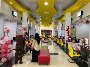 Mal Pelayanan Publik Adakan Lomba Menghias Stand