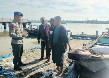Satpolair Polres Tanjungbalai Himbau Nelayan Waspada dan Jaga Diri