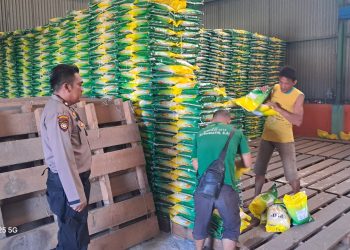 Polres Tebing Tinggi Salurkan 1 Ton Beras SPHP Melalui Gerakan Pangan Murah
