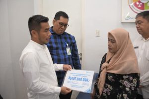Ahli Waris Bilal Mayit Menerima Santunan