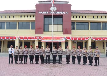 Kapolres Tanjungbalai Berikan Penghargaan Kepada 15 Personel