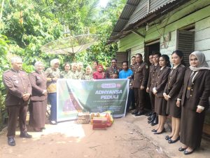 Kajari Asahan Sambangi Kediaman Nek Sarwen