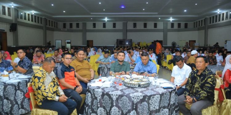 Bupati Labuhanbatu Utara, Hendri Yanto Sitorus, menghadiri malam resepsi kenegaraan Dirgahayu ke 80 Kemerdekaan RI. 
